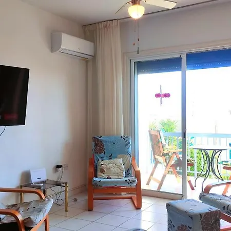 The Cozy Pad With Pool Near The Beach