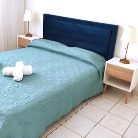 דירה The Cozy Pad With Pool Near The Beach פאפוס