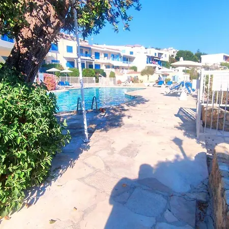 The Cozy Pad With Pool Near The Beach